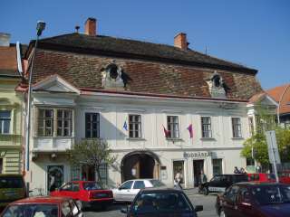 Pápa, Fő tér 21. 1.kép.jpg Pápa, Fő tér 21. 1.kép.jpg