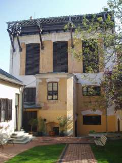 Pápa, Március 15. tér 12. 01.kép.jpg Pápa, Március 15. tér 12. 01.kép.jpg